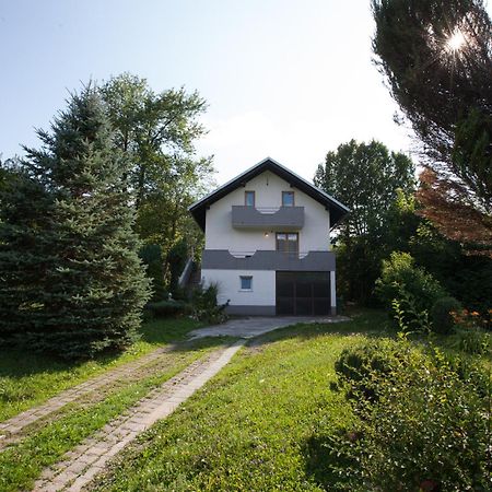 Holiday Home Tin Ogulin Εξωτερικό φωτογραφία